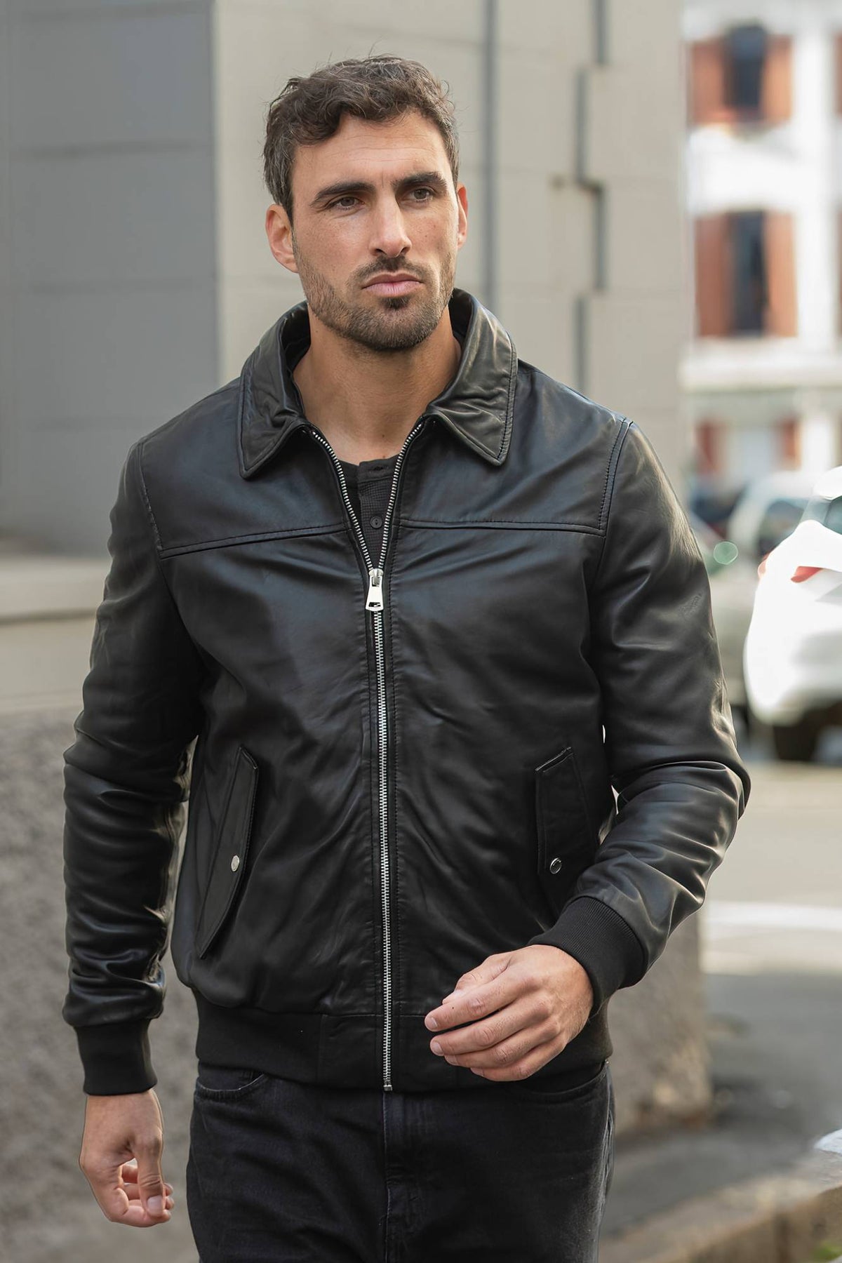 Versatile 3-in-1 black leather jacket - Image n°5