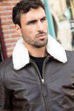 Timeless brown leather flight jacket - Image n°3