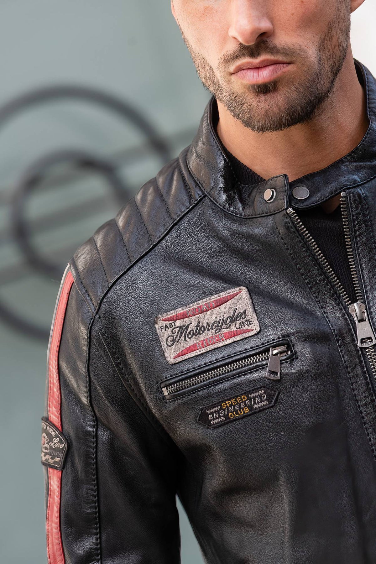 Vintage-style black sheepskin leather biker jacket - Image n°2