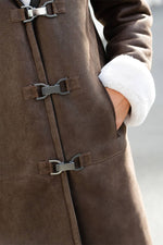 Long hooded brown shearling leather coat - Image n°5