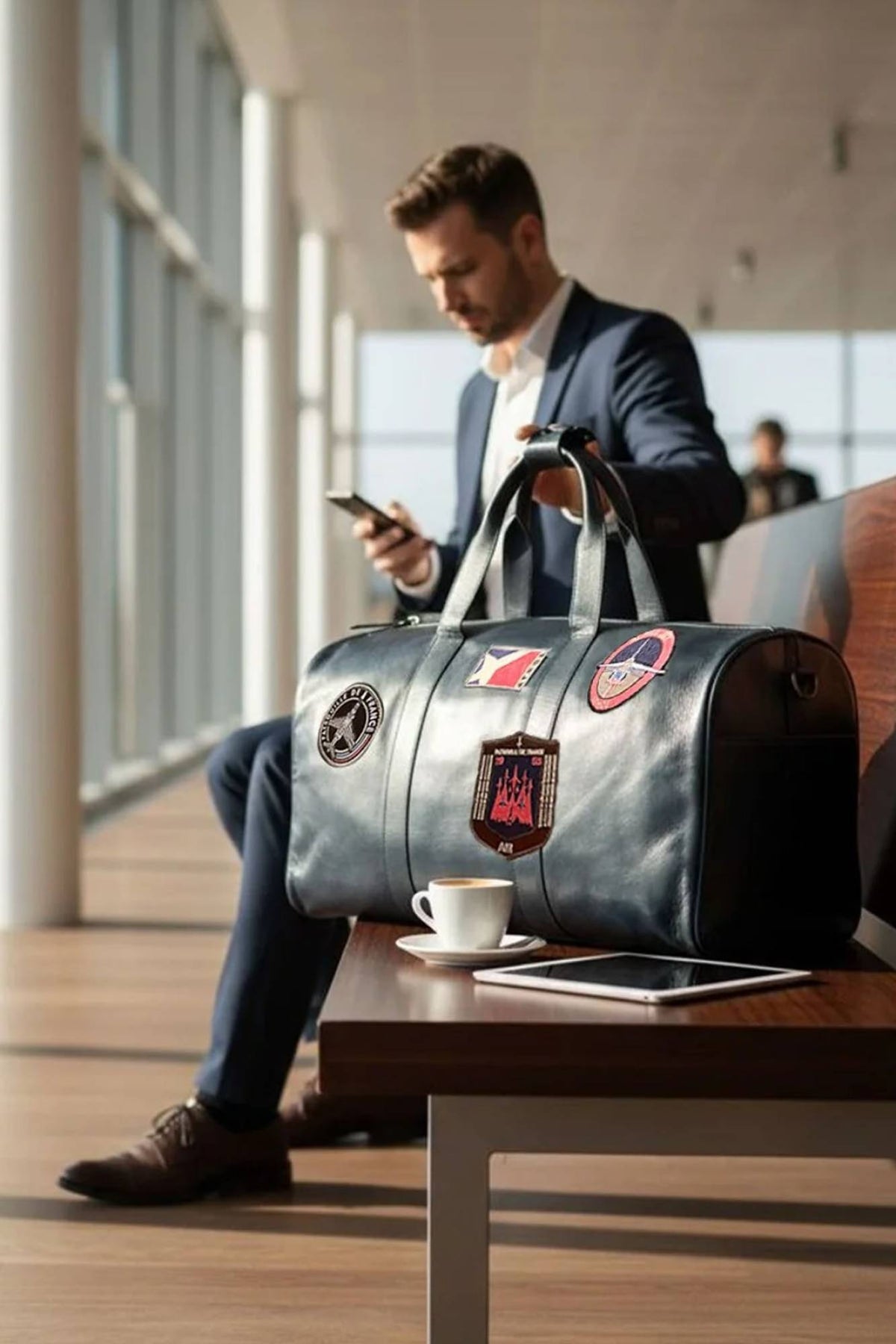 Dark navy blue travel bag with Patrouille de France patches - Image n°2