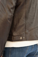 Smooth dark brown lambskin biker-collar jacket with topstitched shoulders - Image n°5