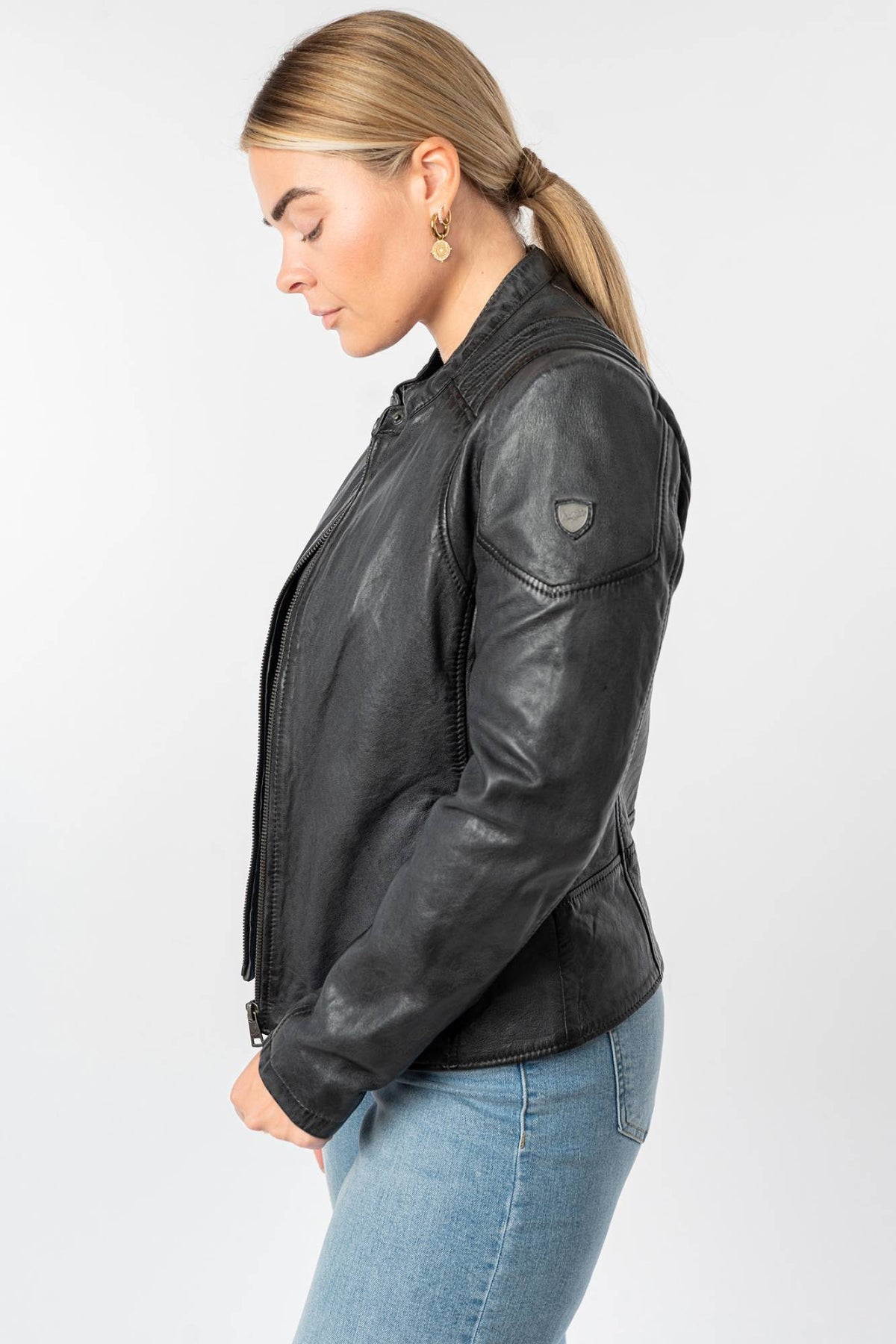 Anthracite lambskin women's leather jacket with ribbed shoulders - Image n°3