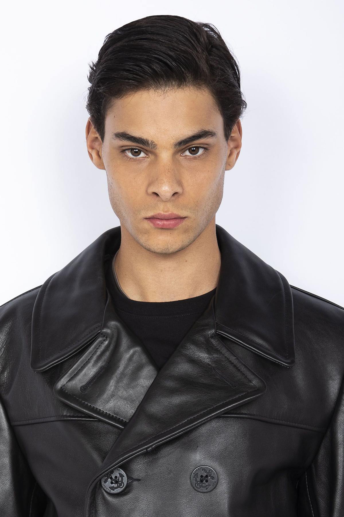 Schott's naval pea coat in robust cowhide, built for enduring style. - Image n°5