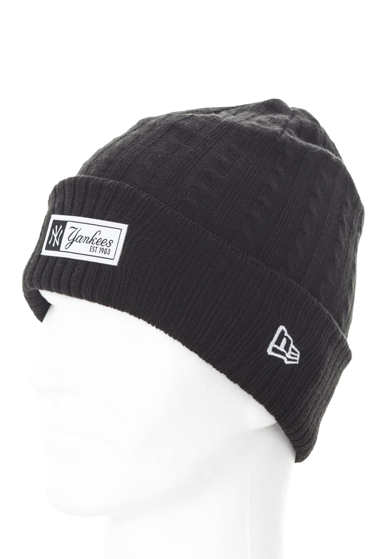Men's black acrylic hat for men - Image n°1