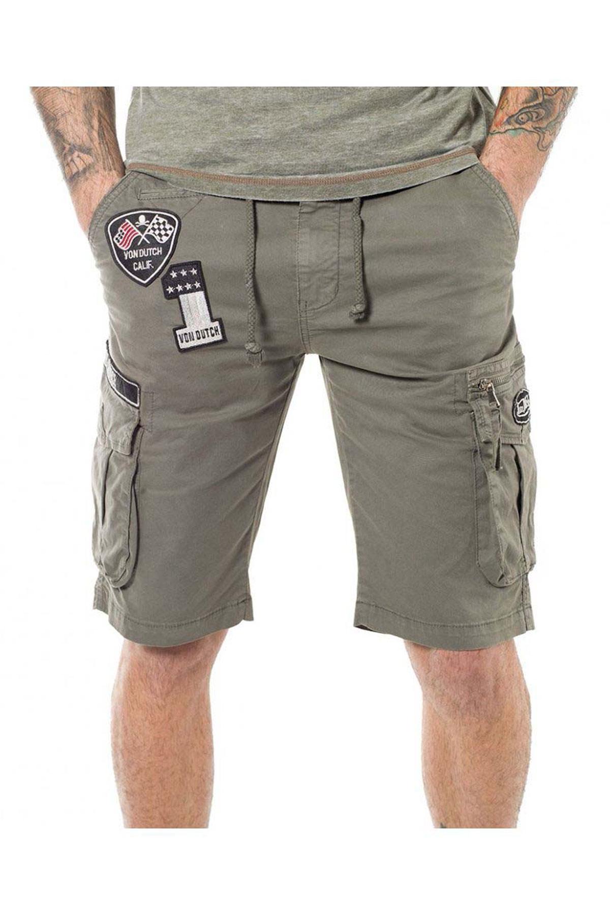 Khaki Bermuda shorts with pockets - Image n°1