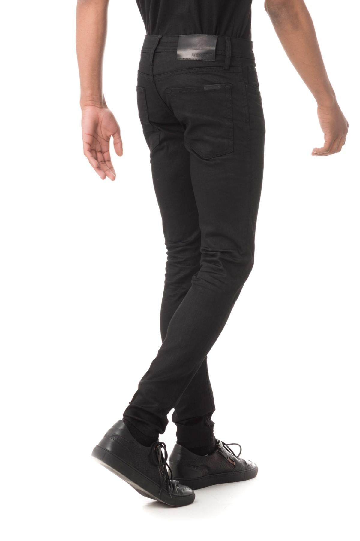 Men's black coated skinny fit jeans - Image n°2