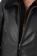 Leather jacket with fur collar - Image n°6