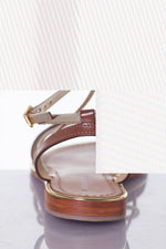 Women's gold and tan sandals - Image n°6