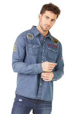 Blue denim shirt with patches - Image n°2