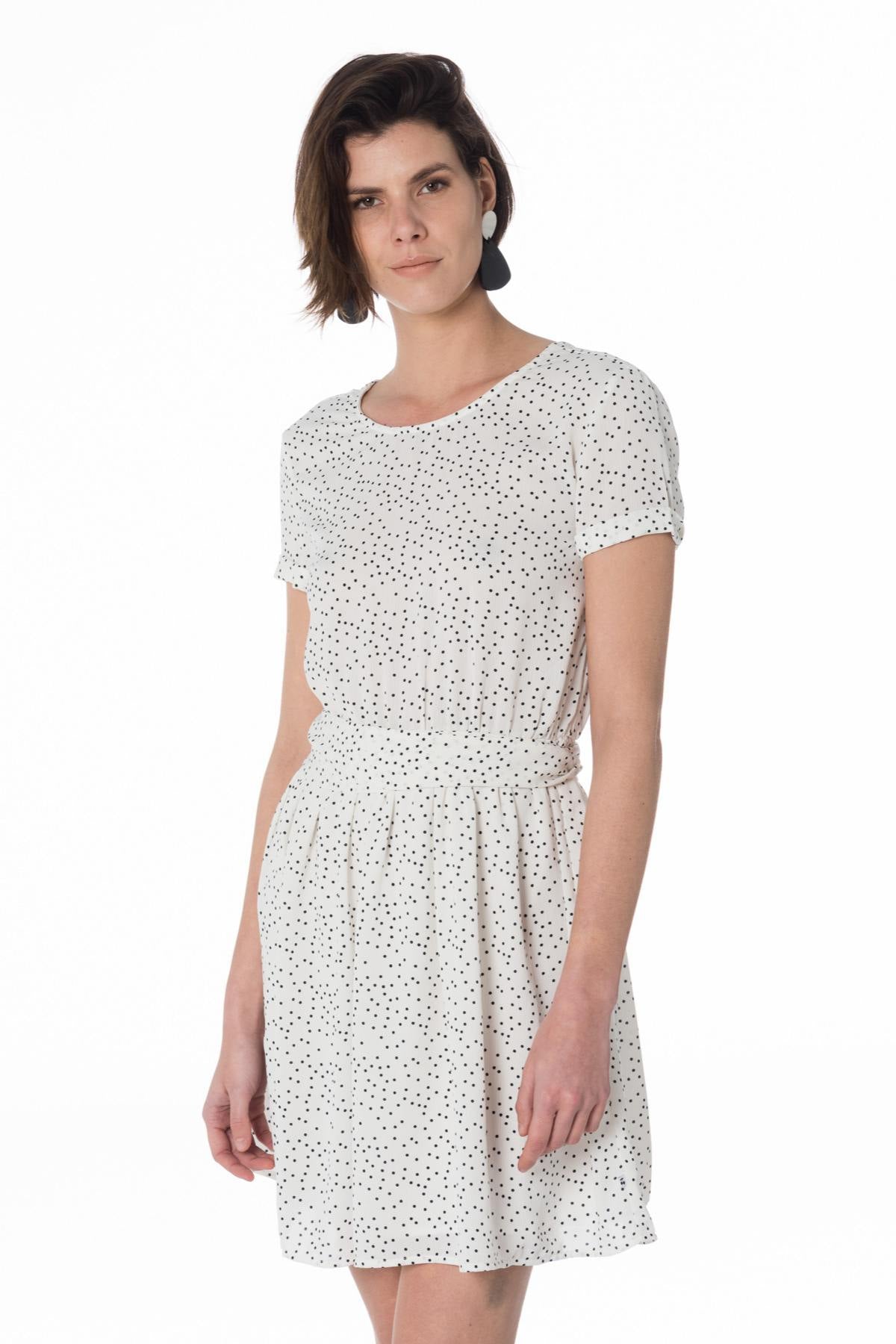 White dress with black dots - Image n°1