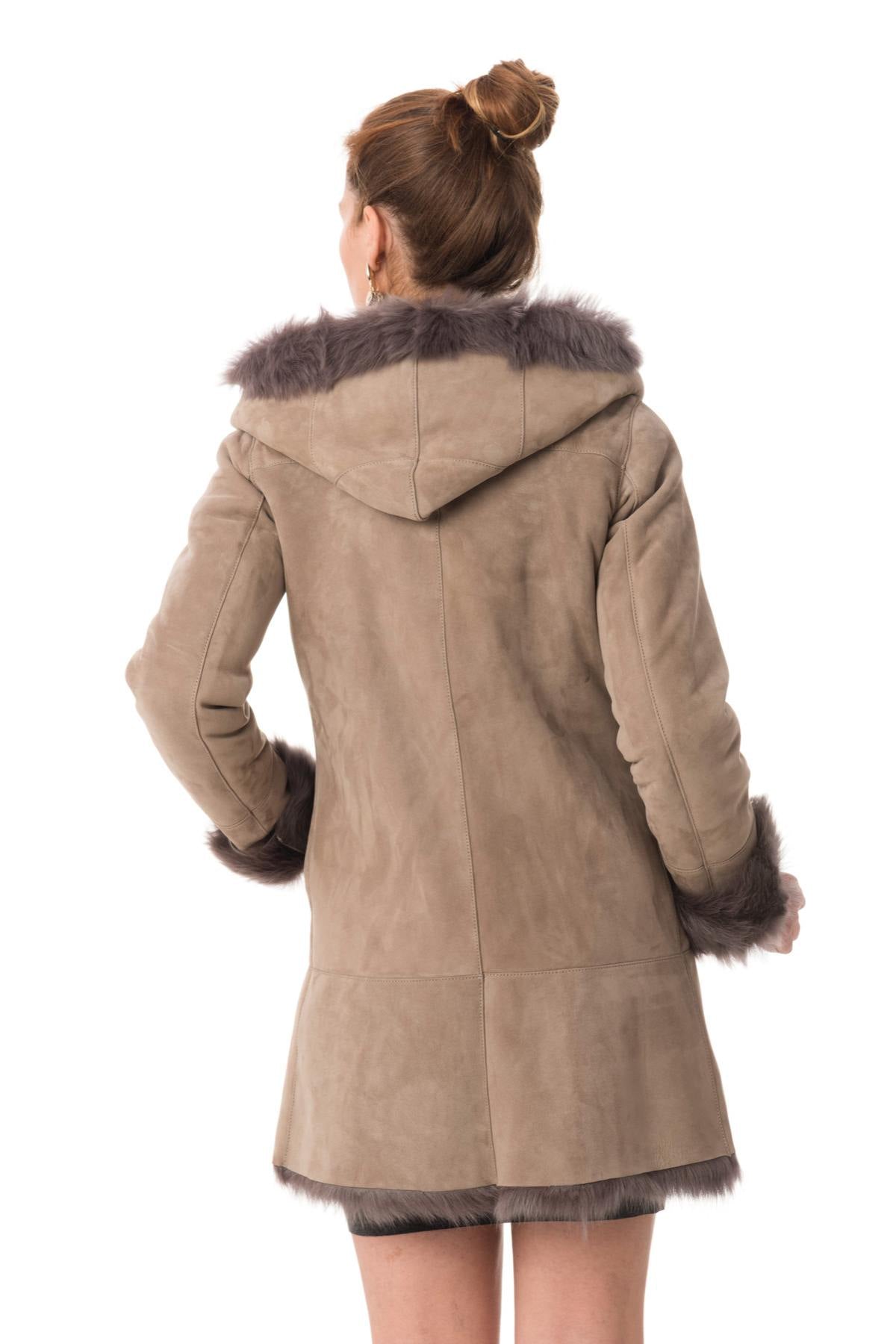Beige shearling coat - Image n°5