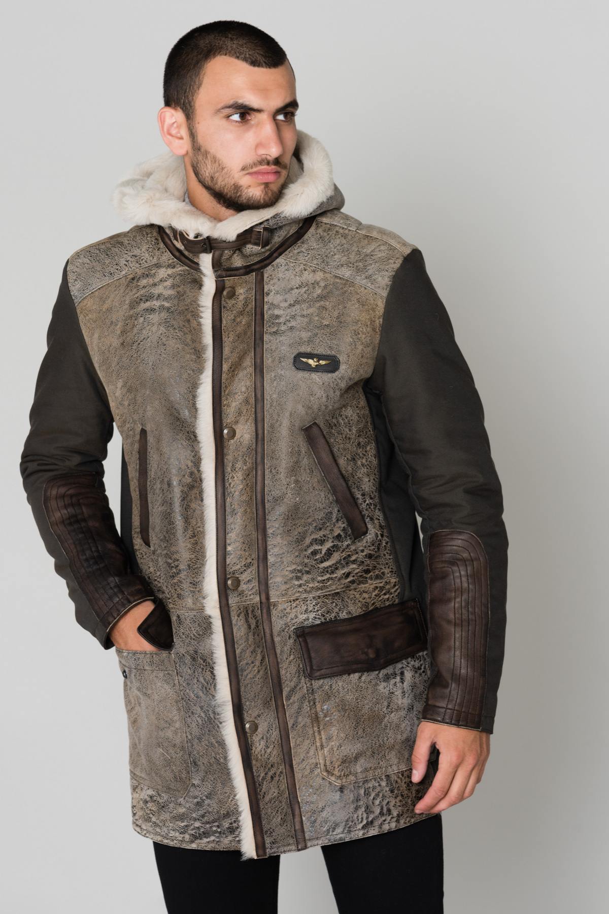 Sheepskin and textile parka - Image n°5