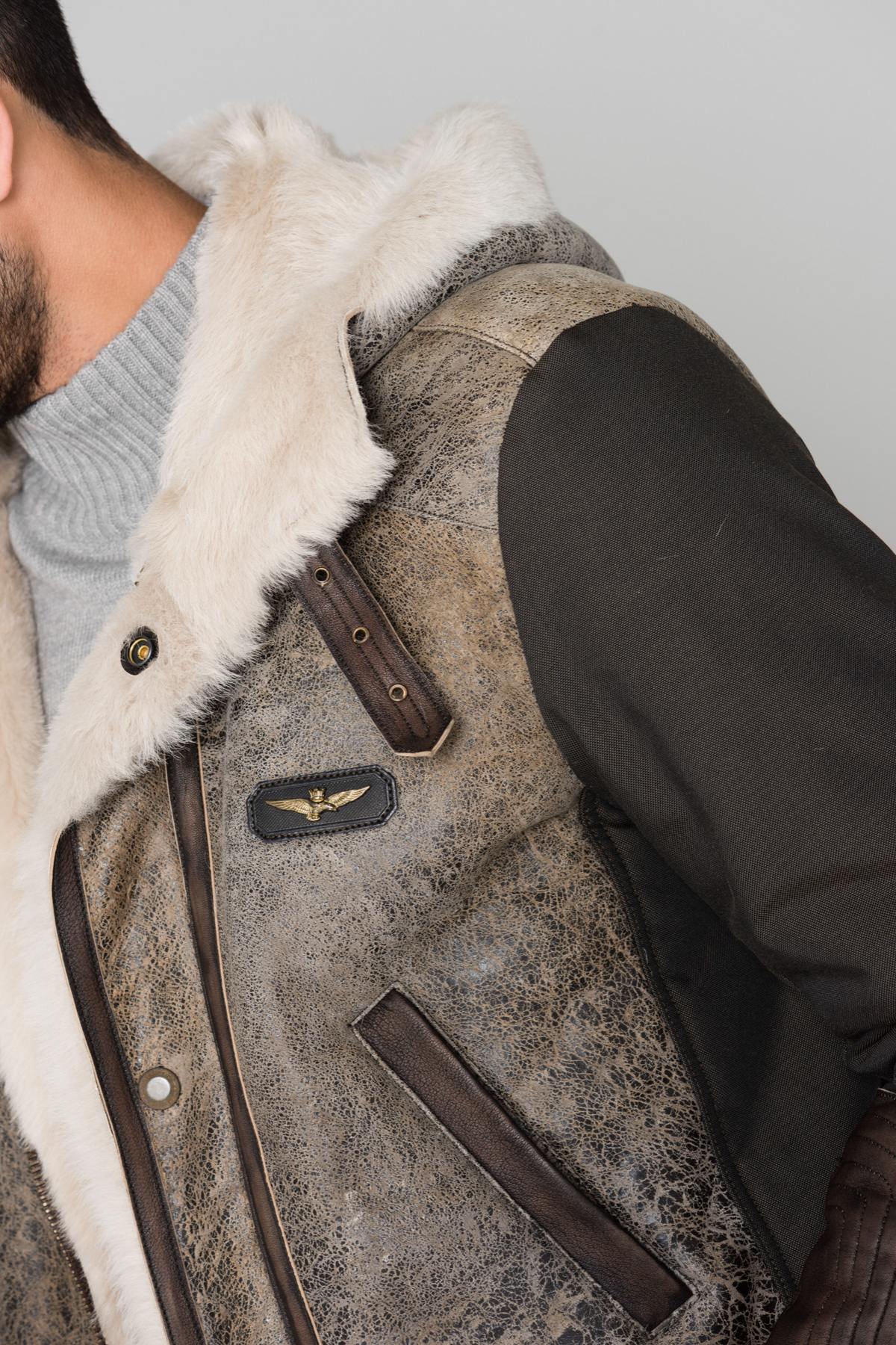 Sheepskin and textile parka - Image n°9