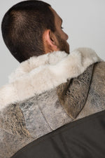 Sheepskin and textile parka - Image n°10