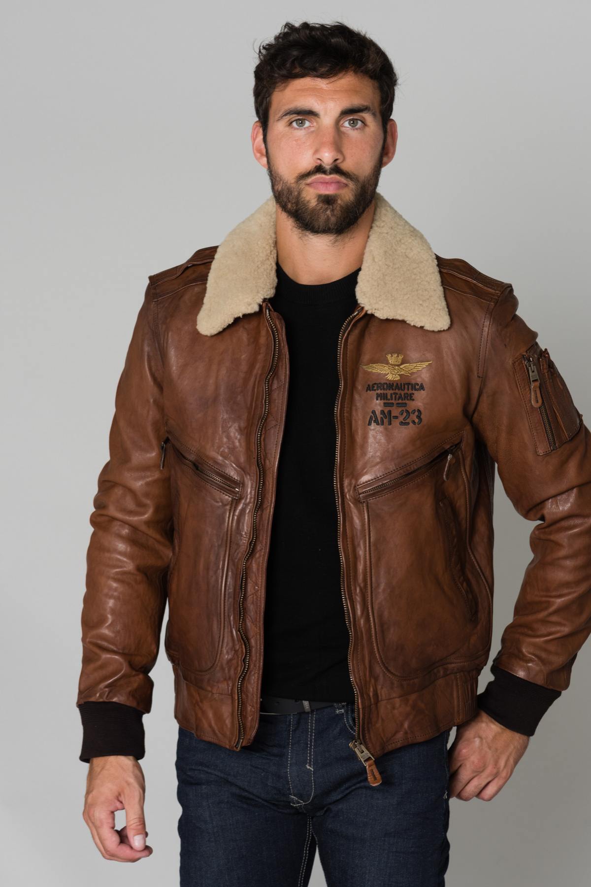 Brown military aviator with woolen collar - Image n°1