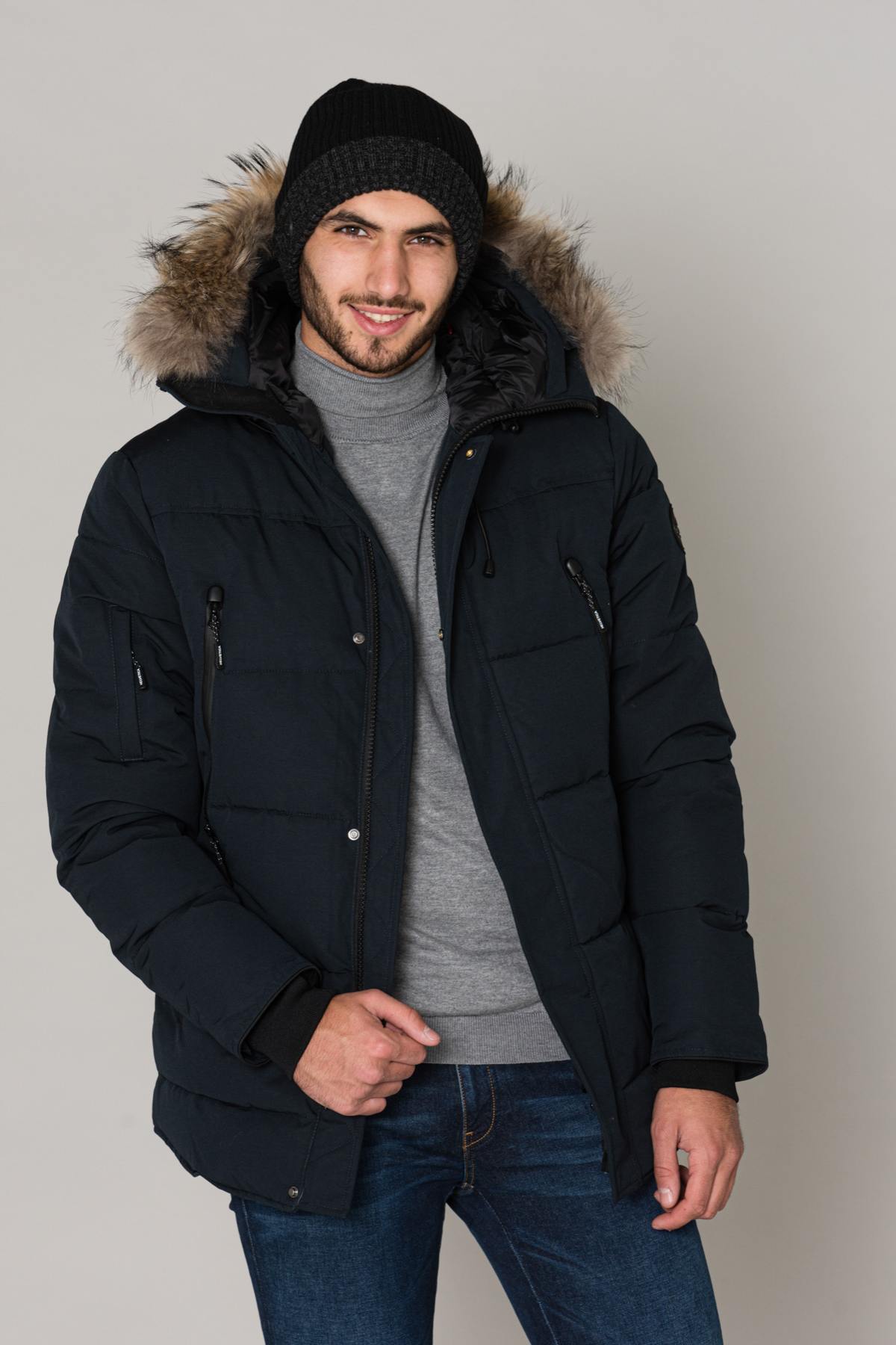 Navy blue parka with fur - Image n°3