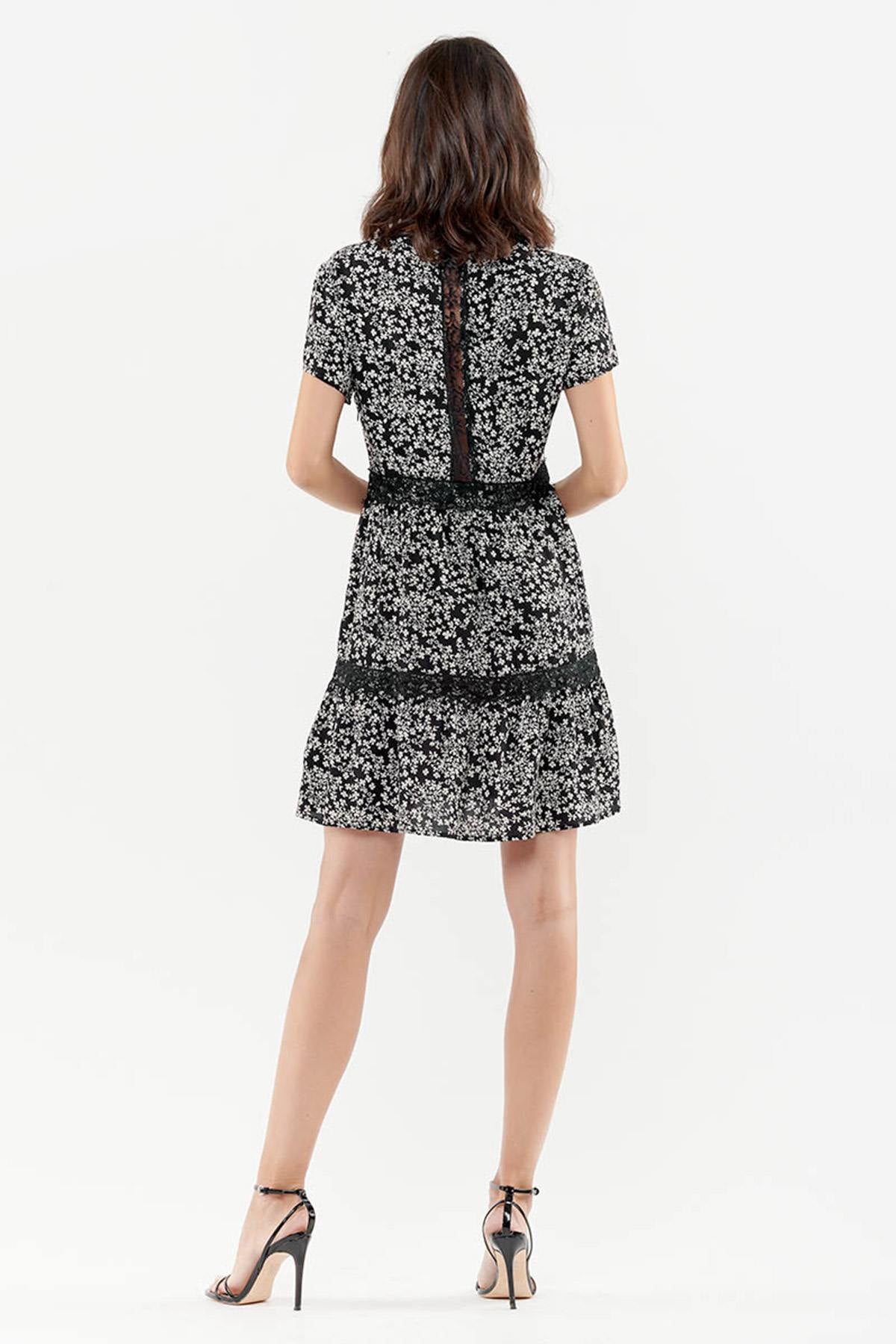 Short black patterned dress - Image n°4