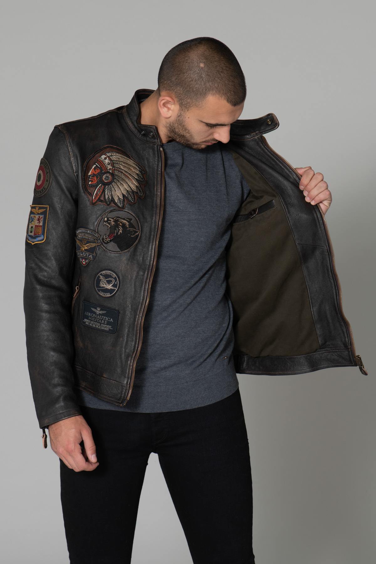 High-quality, patched leather jacket - Image n°6