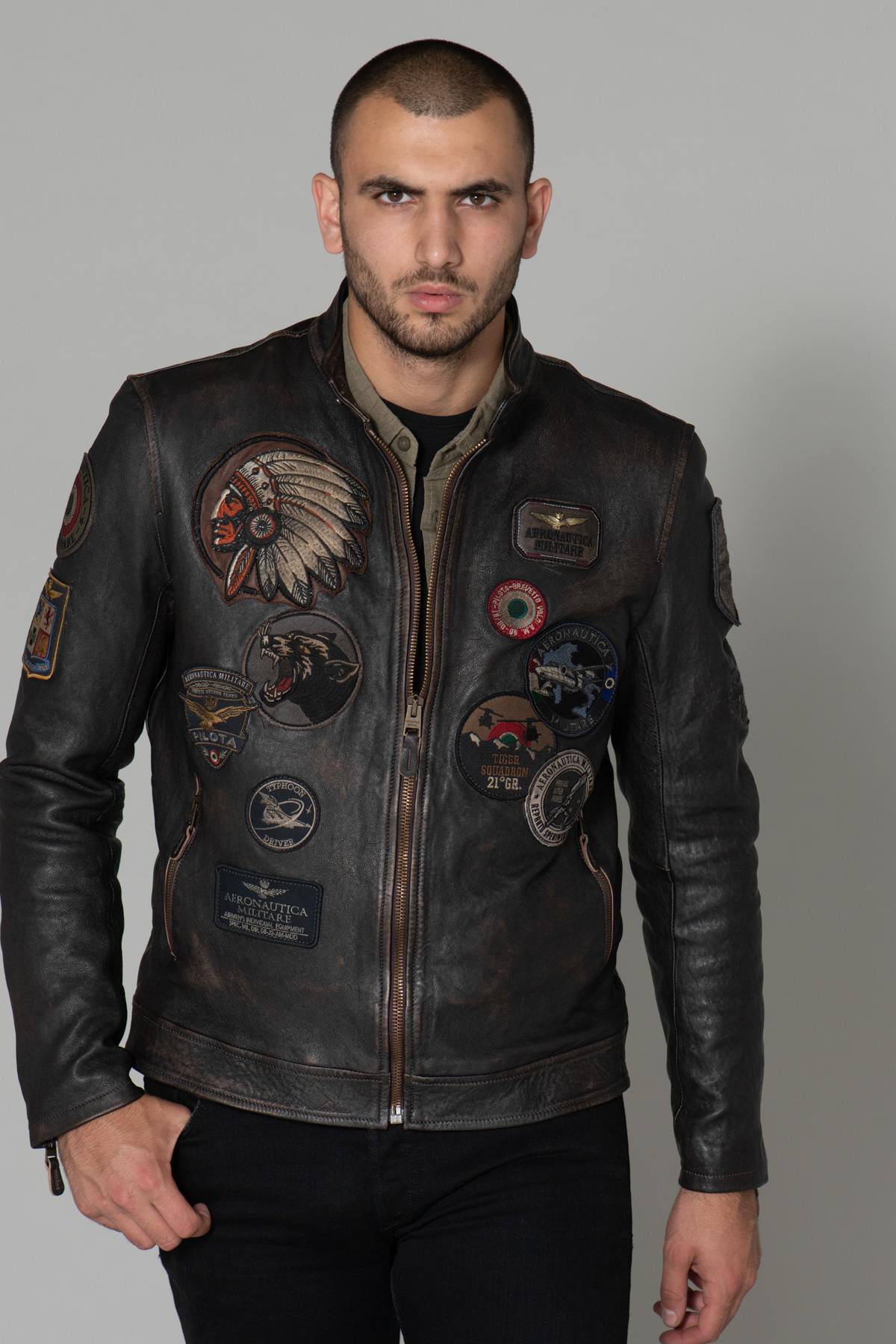 High-quality, patched leather jacket - Image n°3