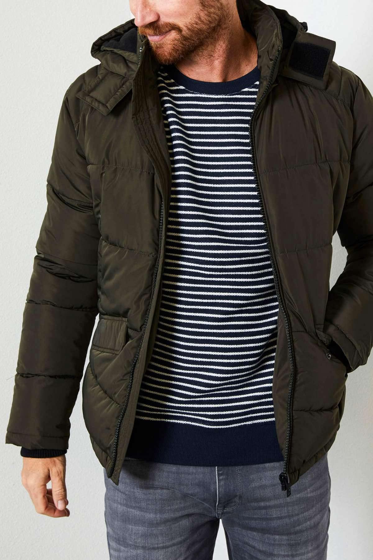 Khaki green hooded down jacket - Image n°1