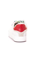 Trendy sneakers - Image n°13