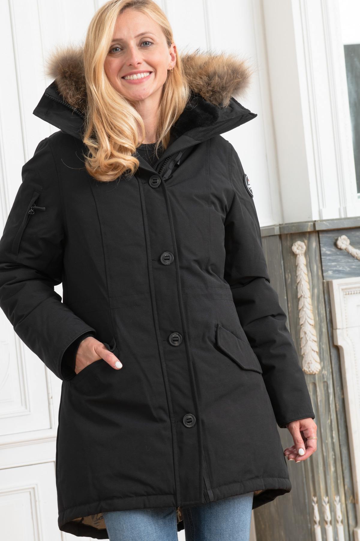 Women's extreme cold technical parka - Image n°3
