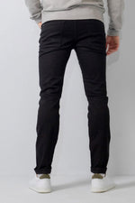 Men's black slim-fit jeans - Image n°2