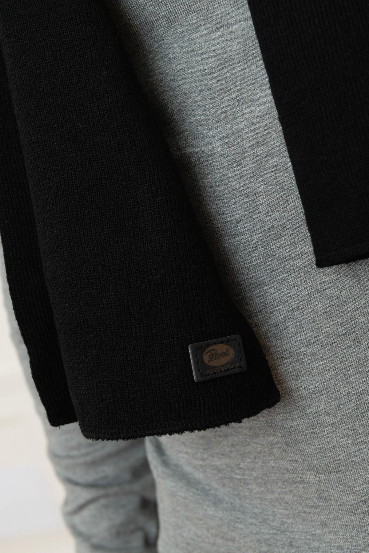 Chic black scarf - Image n°2