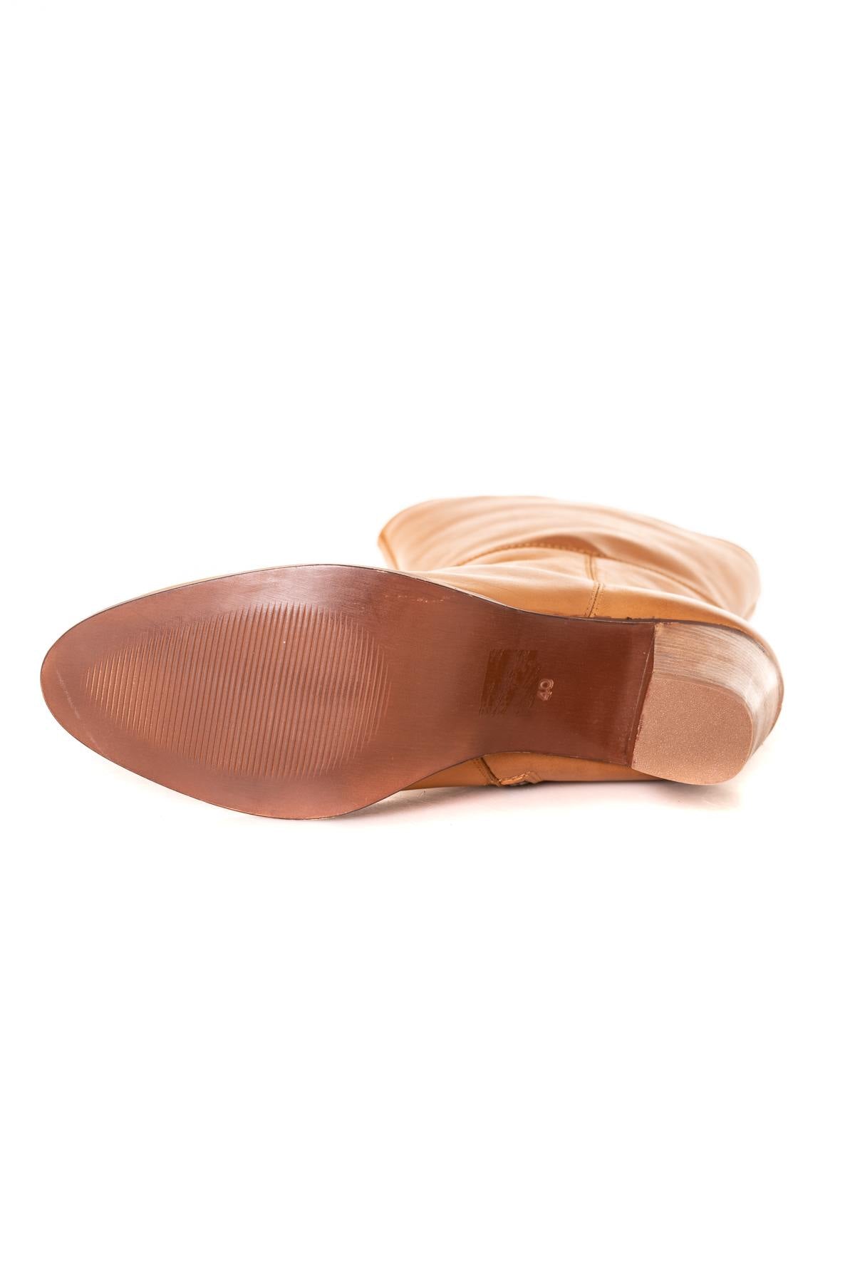 Women's leather boot - Image n°4