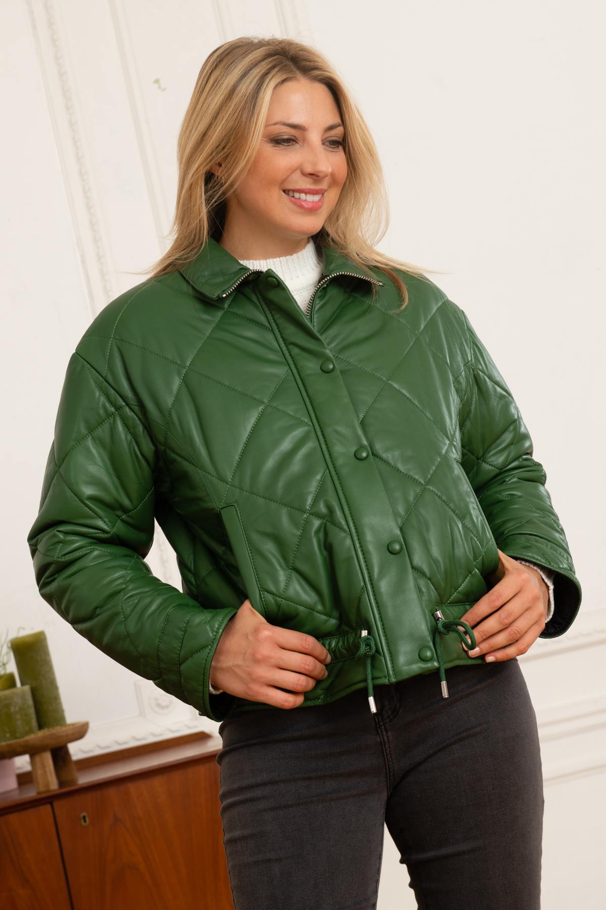 Oakwood's emerald jacket in quilted sheepskin with a shirt collar. - Image n°6