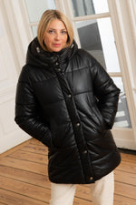 Oakwood's matte black sheepskin leather jacket with detachable hood. - Image n°4