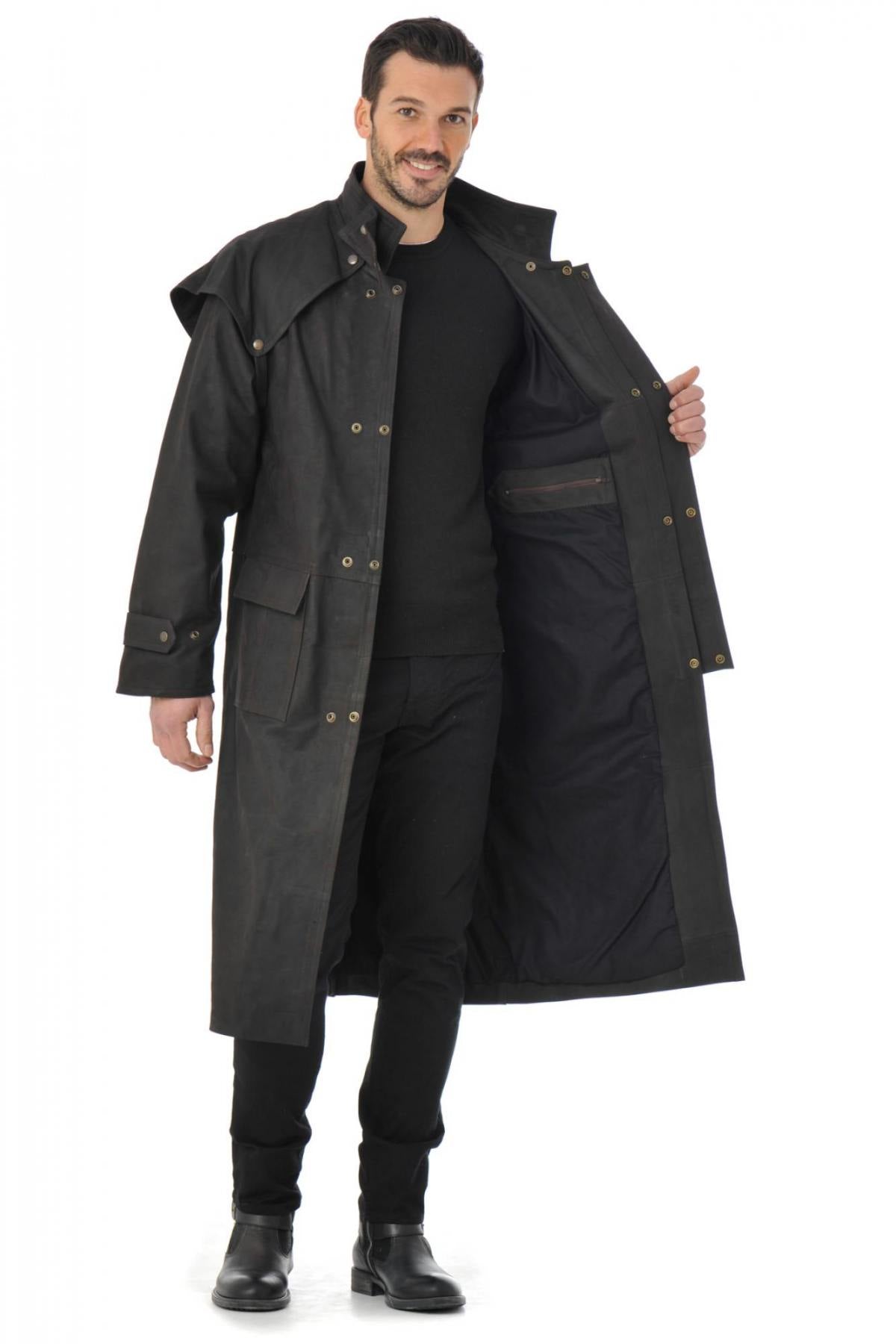 Buffalo leather coat, French-made, with detachable cape and ample cut. - Image n°2