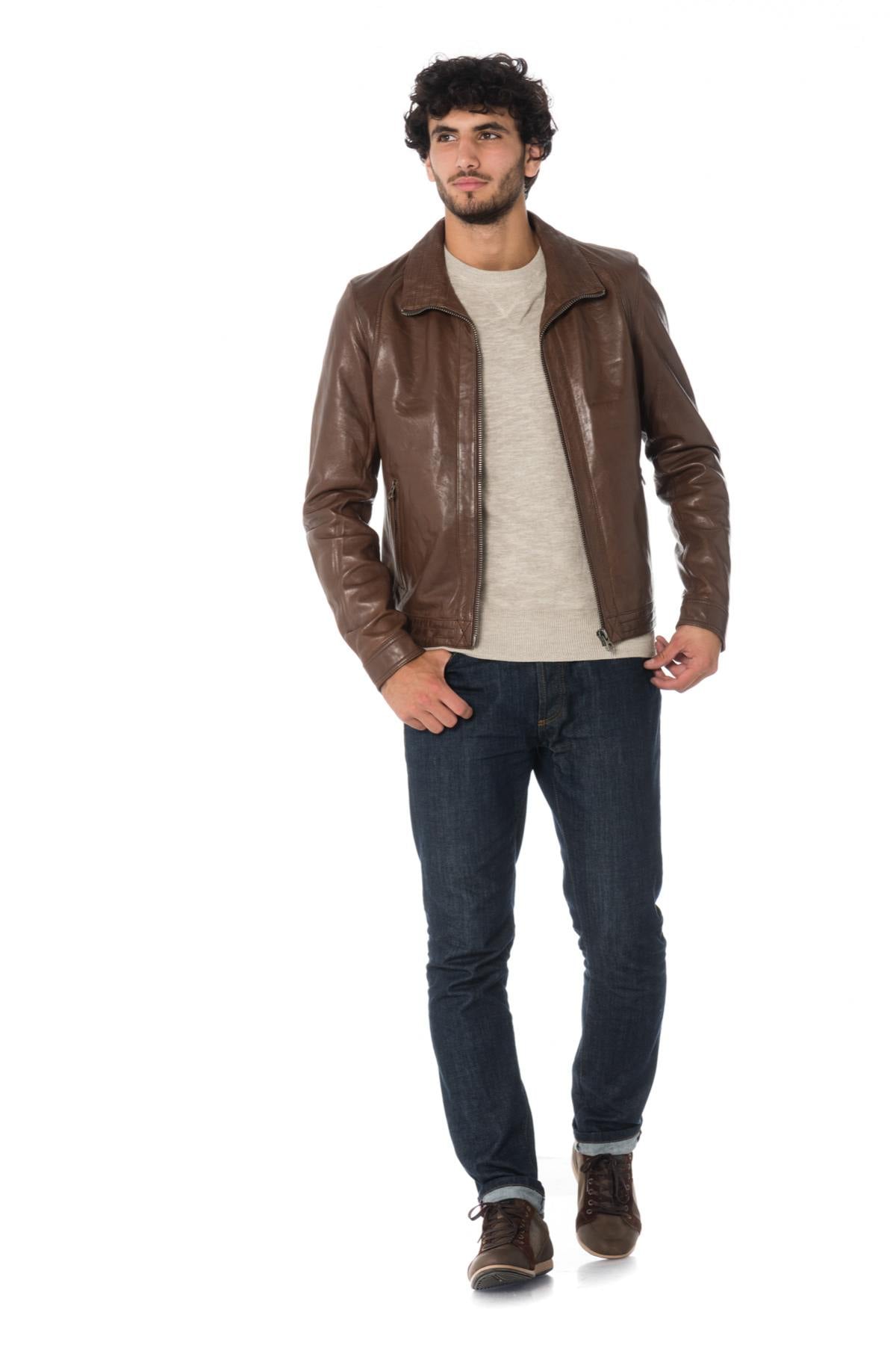 Daytona's bison lambskin jacket, straight-cut for timeless elegance. - Image n°2