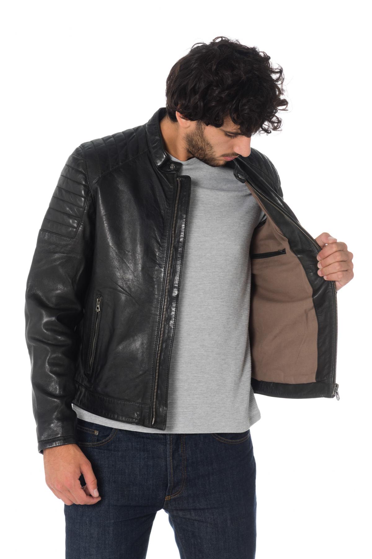 Black lambskin jacket by Daytona, quilted for style and a sharp fit. - Image n°4