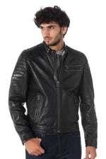 Black lambskin jacket by Daytona, quilted for style and a sharp fit. - Image n°3
