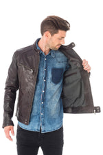 Reddish-brown sheepskin biker jacket with a tailored, adjustable fit. - Image n°5