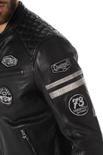 Walker Sheep Atlas: black lambskin, quilted shoulders, zipped details. - Image n°6