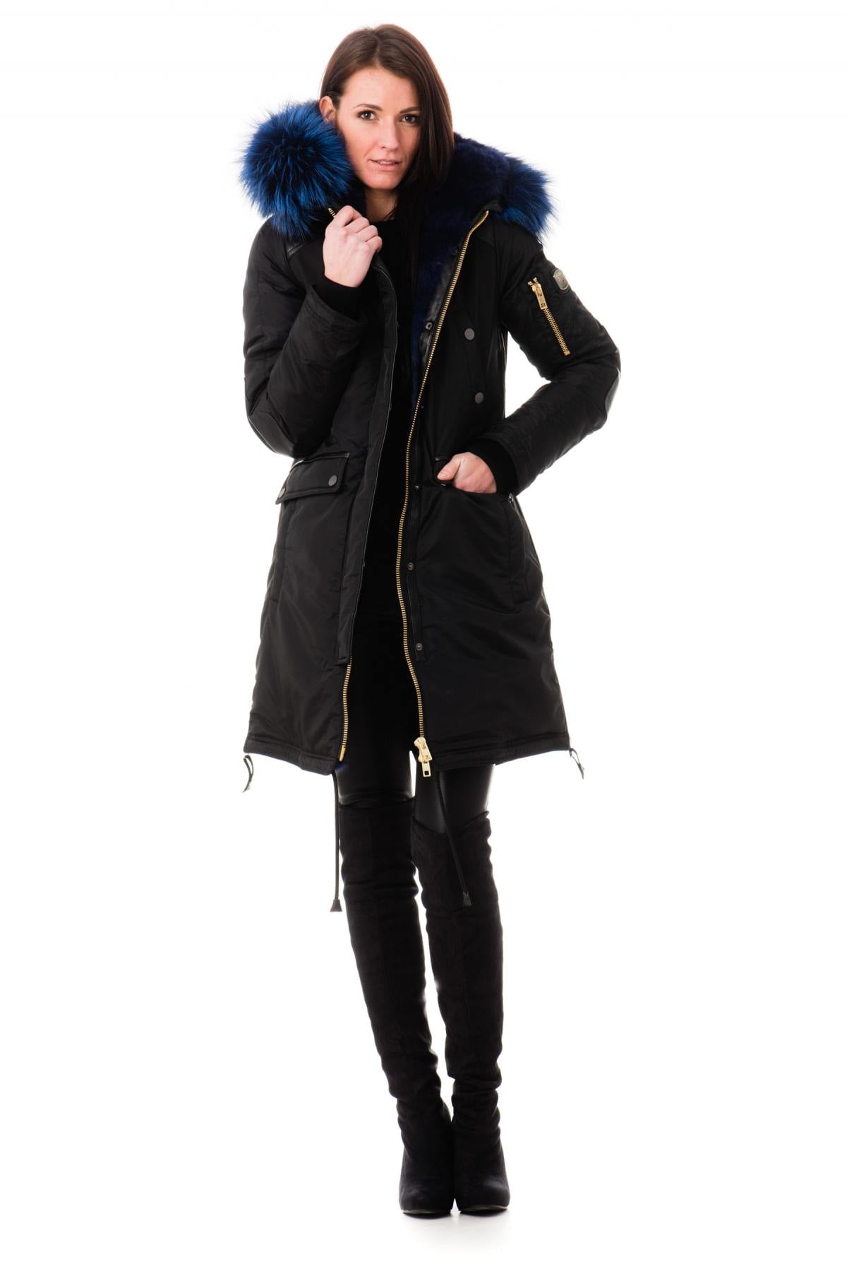 Nicole Benisti's Brera: lambskin leather and detachable fur hood. - Image n°2