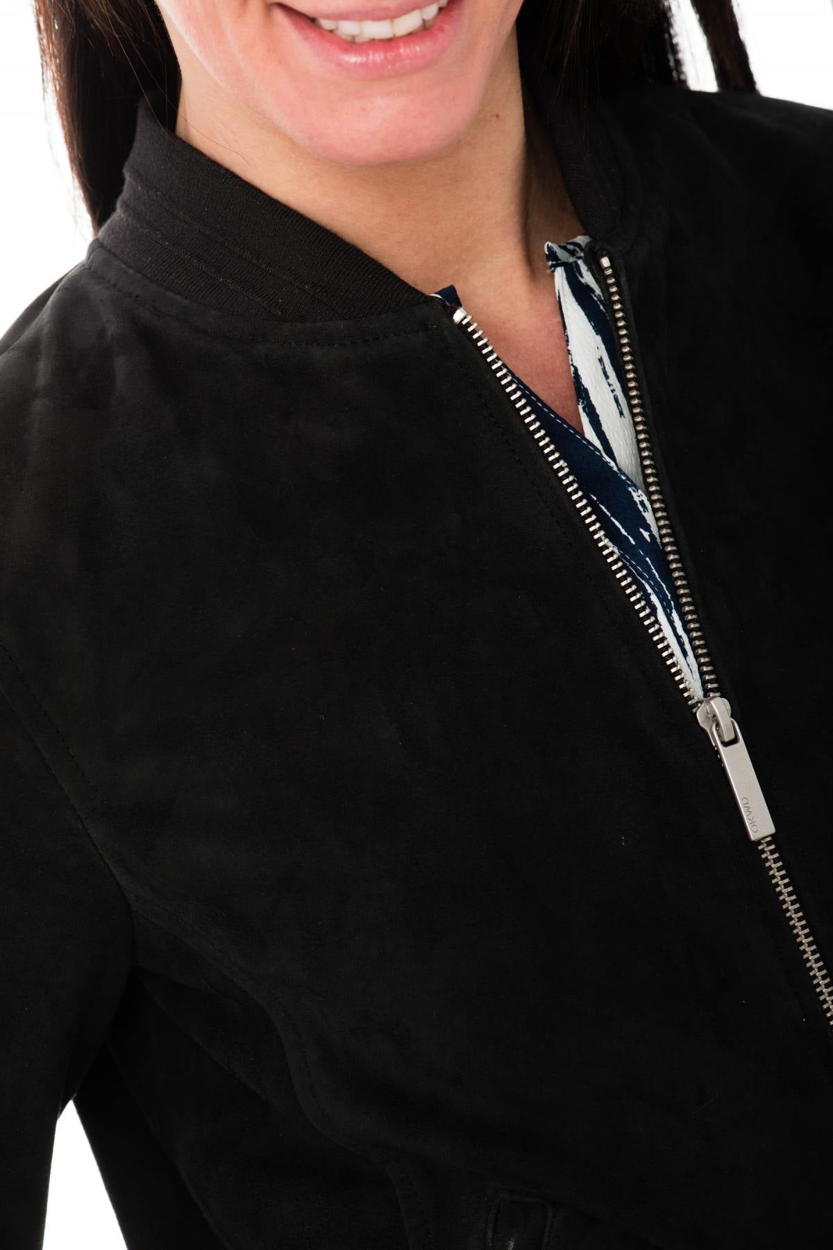 Navy goatskin teddy jacket, supple and slim-fit for everyday elegance. - Image n°7