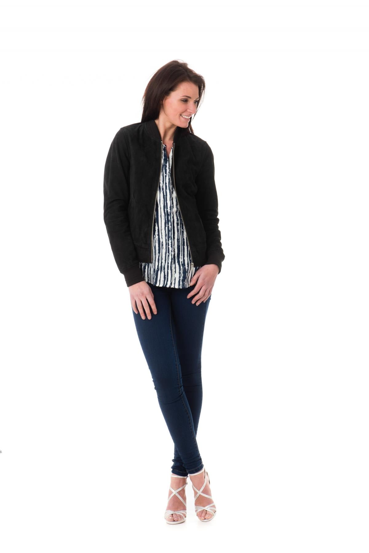 Navy goatskin teddy jacket, supple and slim-fit for everyday elegance. - Image n°2