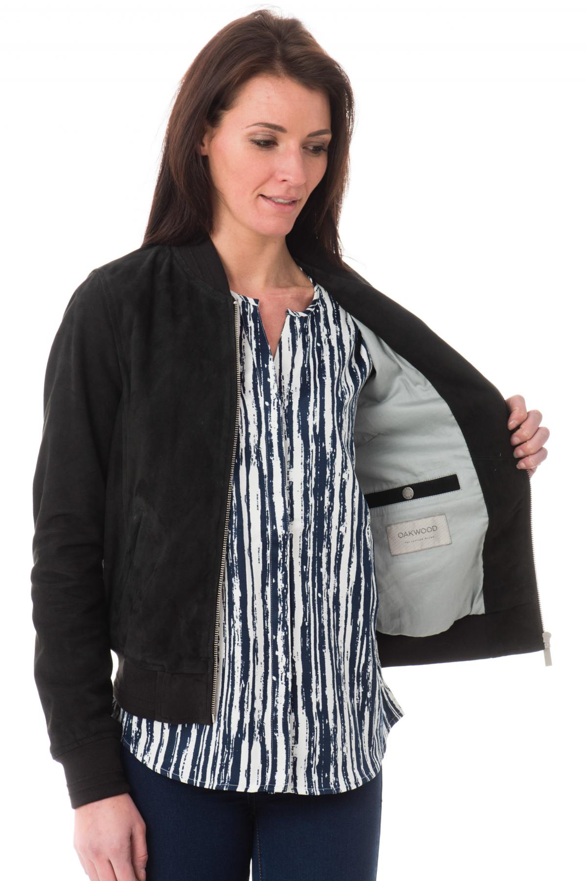 Navy goatskin teddy jacket, supple and slim-fit for everyday elegance. - Image n°5
