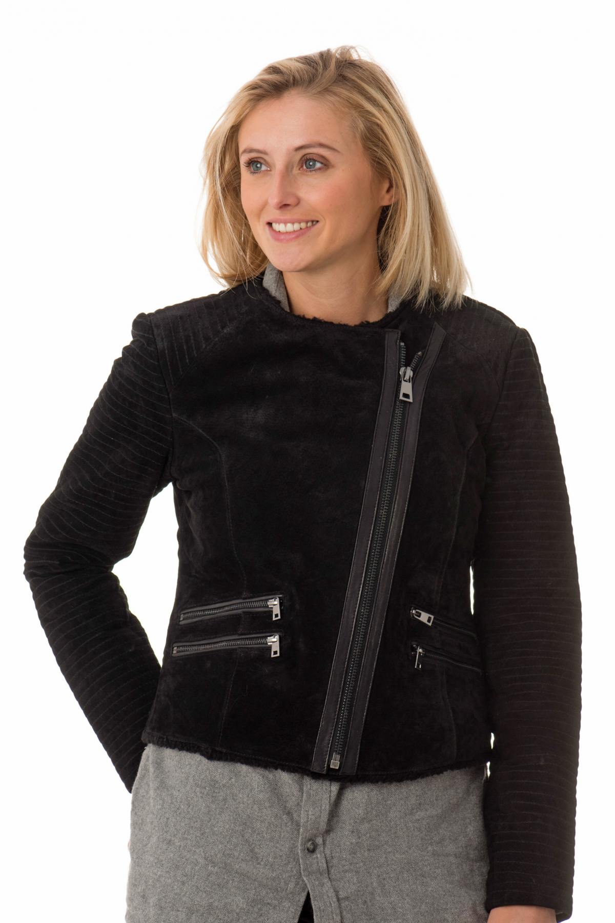 SARA NOIR: a slim perfecto in thick pigskin leather. Built to last. - Image n°3