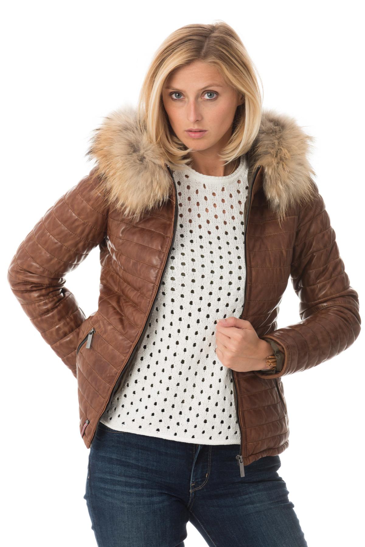 Cognac shearling jacket with Thinsulate warmth for winter style. - Image n°4