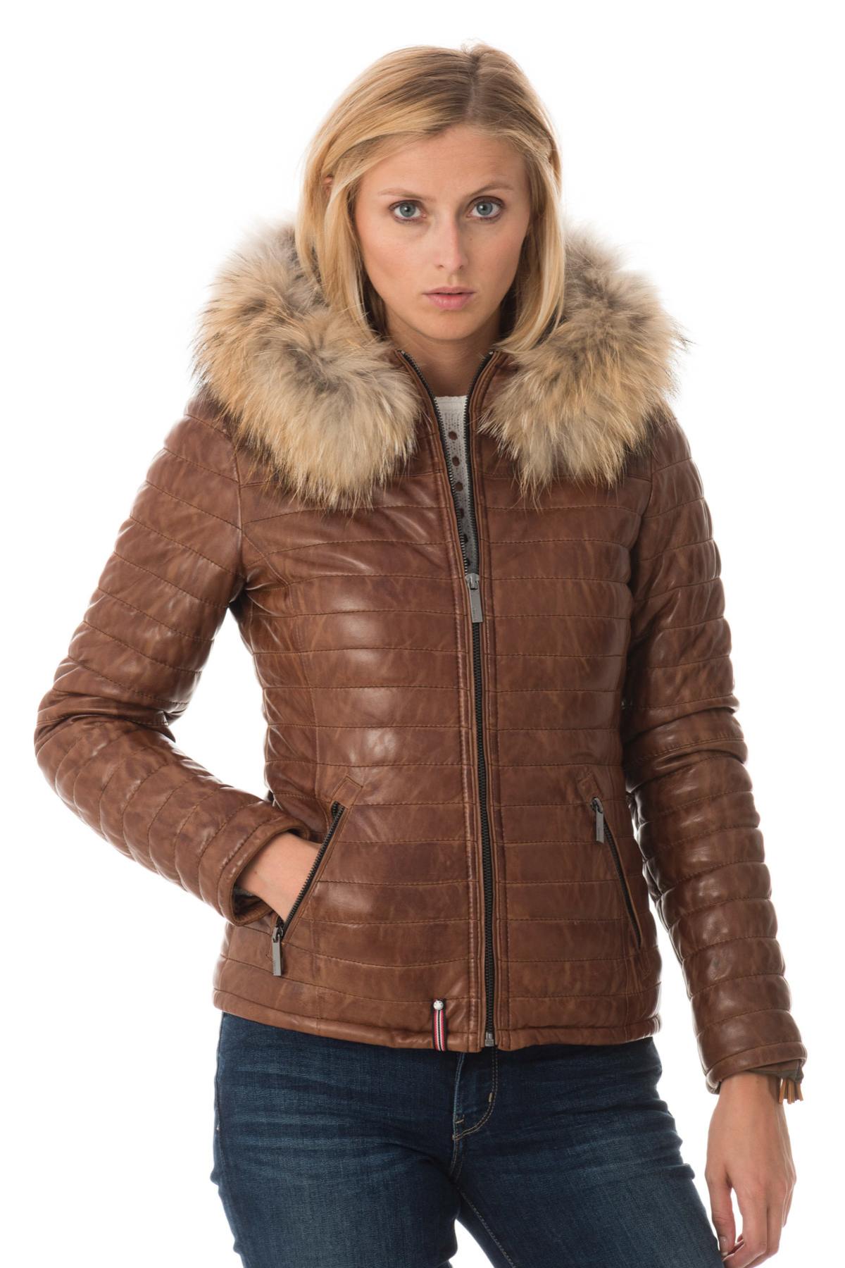 Cognac shearling jacket with Thinsulate warmth for winter style. - Image n°1