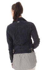 Soft navy suede goatskin biker jacket, lightweight and fluid. - Image n°7