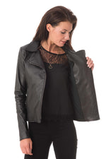  Superb women's stretch Biker style jacket - Image n°5