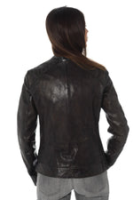 Aged olive lambskin jacket, slim fit. Matelassé shoulders for edge. - Image n°7