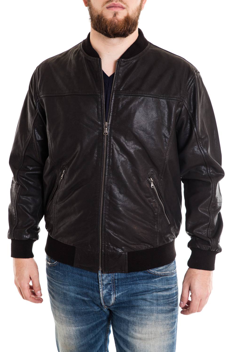 Lucina's buffalo leather jacket with a distinctive cracked finish. - Image n°1