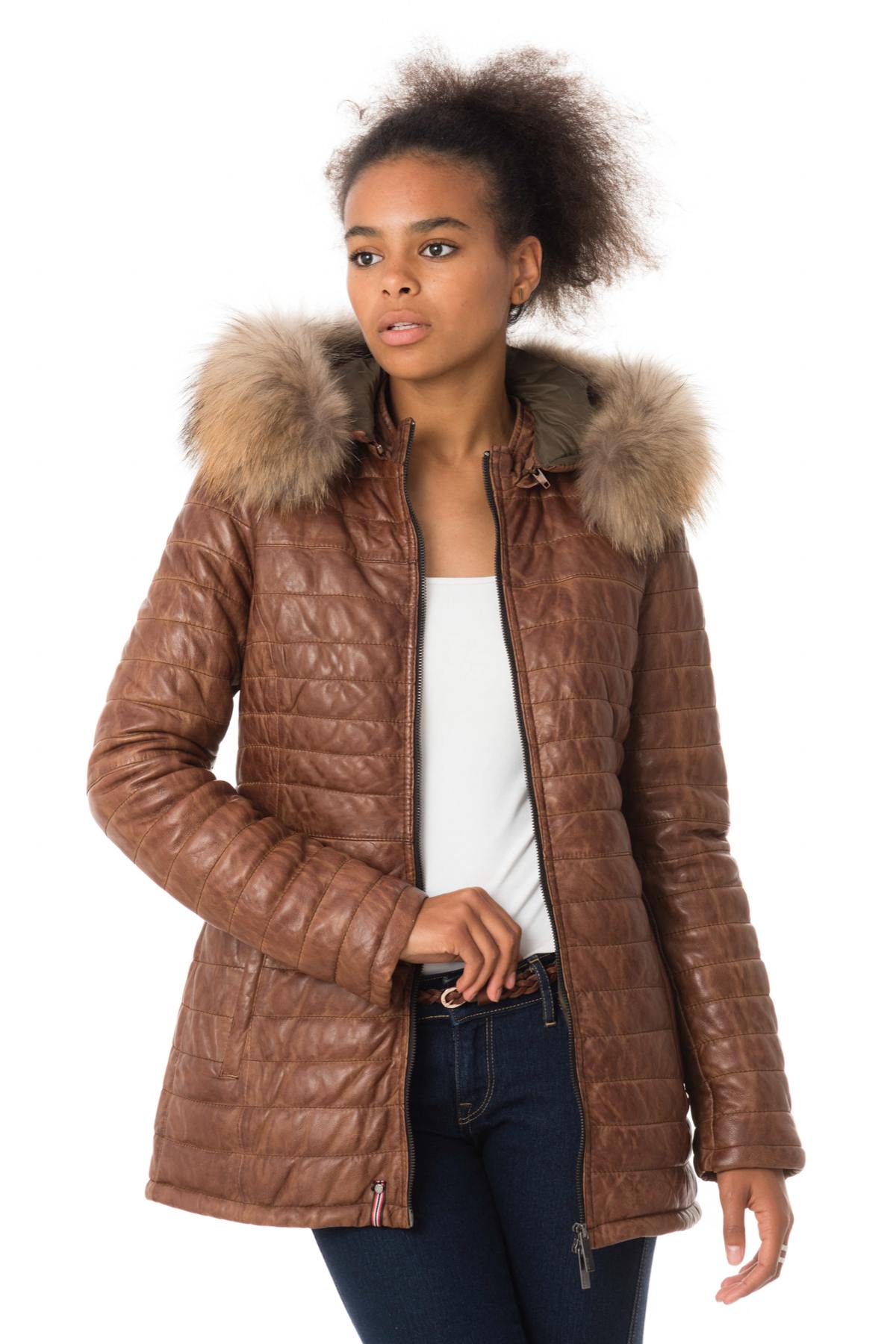 Quilted shearling in aged cognac, lightweight yet warm for winter. - Image n°1